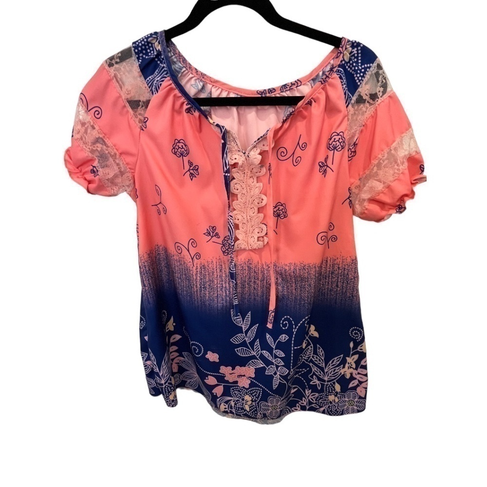 SHORT Puff Sleeve Coral Blue Lace Embellished Top Size Medium?